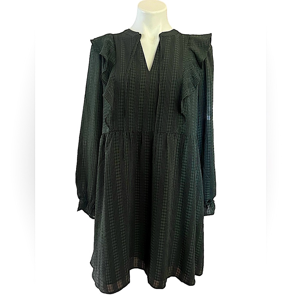 LOFT Green Textured Ruffle Long Sleeve Dress